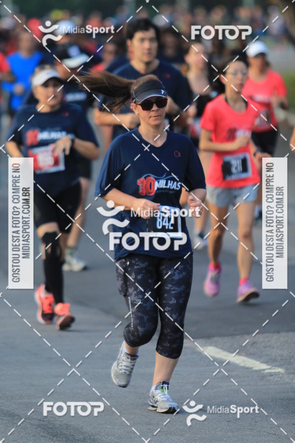 Buy your photos of the event10 Milhas 2018 - So Paulo on Fotop