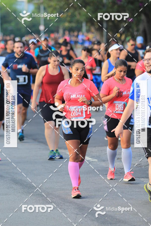 Buy your photos of the event10 Milhas 2018 - So Paulo on Fotop