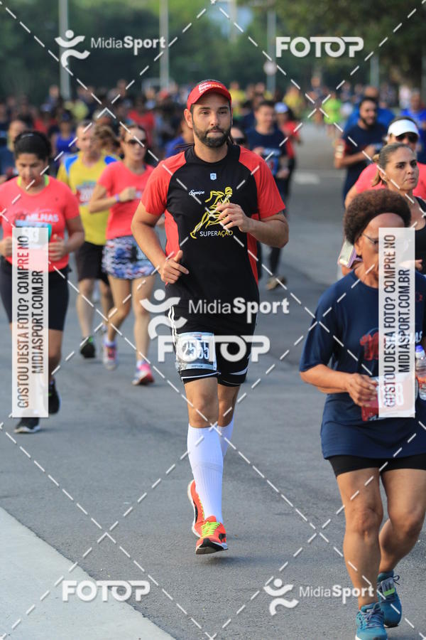 Buy your photos of the event10 Milhas 2018 - So Paulo on Fotop