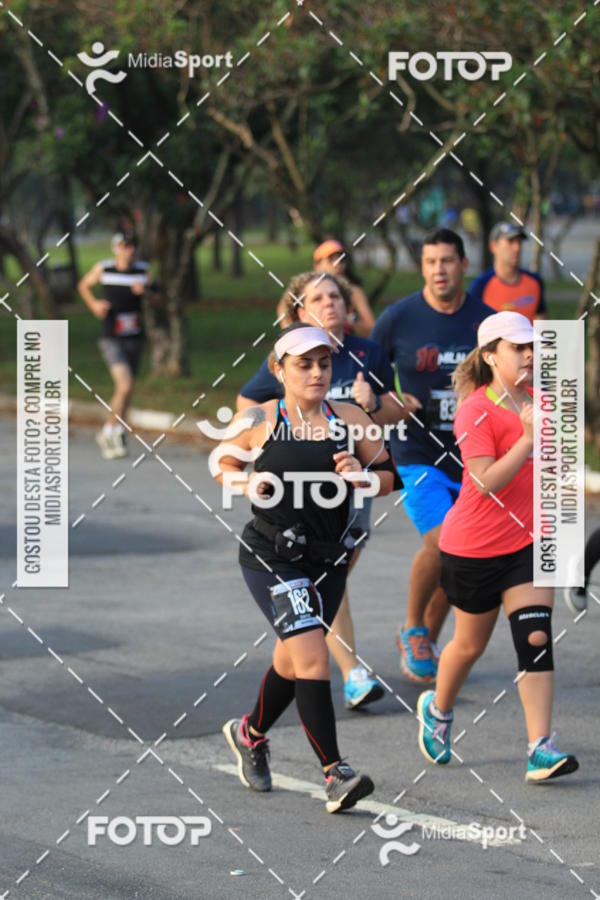 Buy your photos of the event10 Milhas 2018 - So Paulo on Fotop