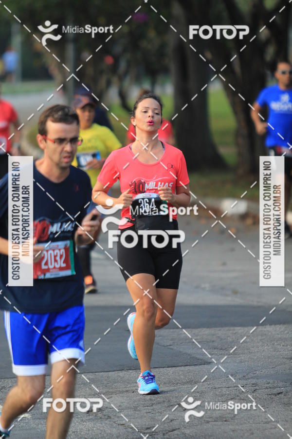 Buy your photos of the event10 Milhas 2018 - So Paulo on Fotop