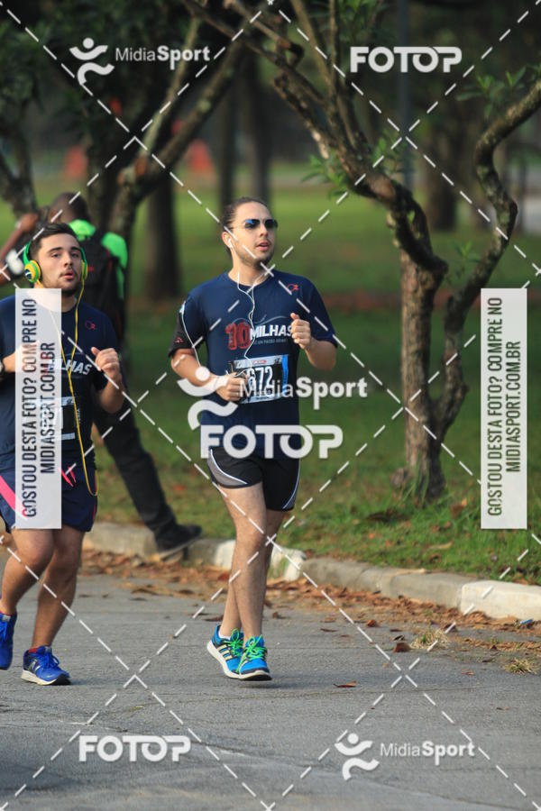 Buy your photos of the event10 Milhas 2018 - So Paulo on Fotop