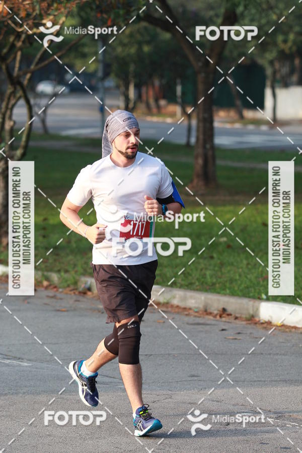 Buy your photos of the event10 Milhas 2018 - So Paulo on Fotop