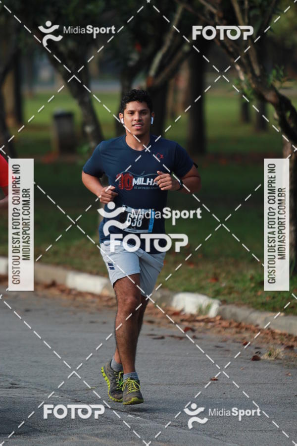 Buy your photos of the event10 Milhas 2018 - So Paulo on Fotop