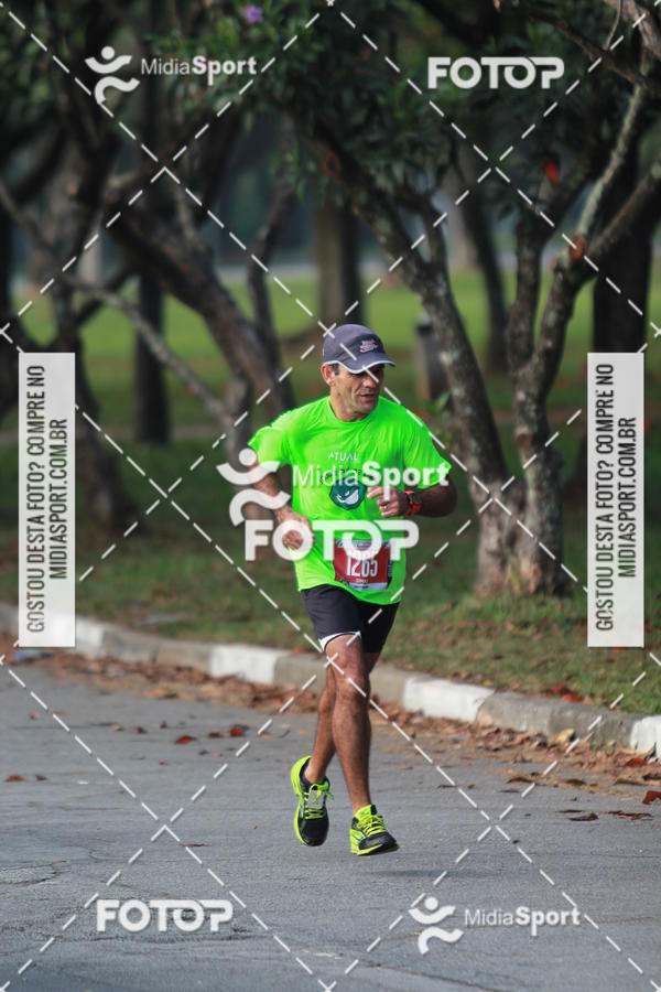 Buy your photos of the event10 Milhas 2018 - So Paulo on Fotop