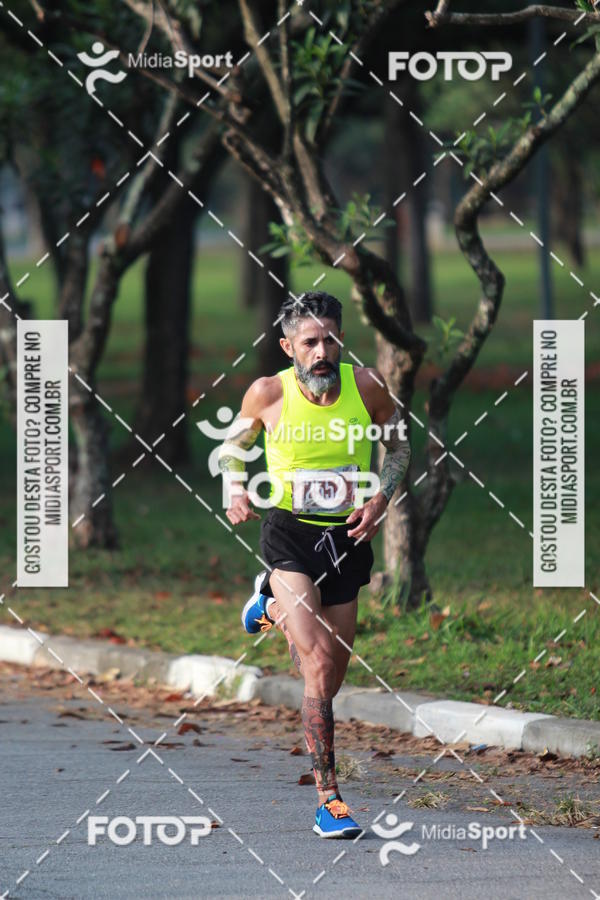 Buy your photos of the event10 Milhas 2018 - So Paulo on Fotop