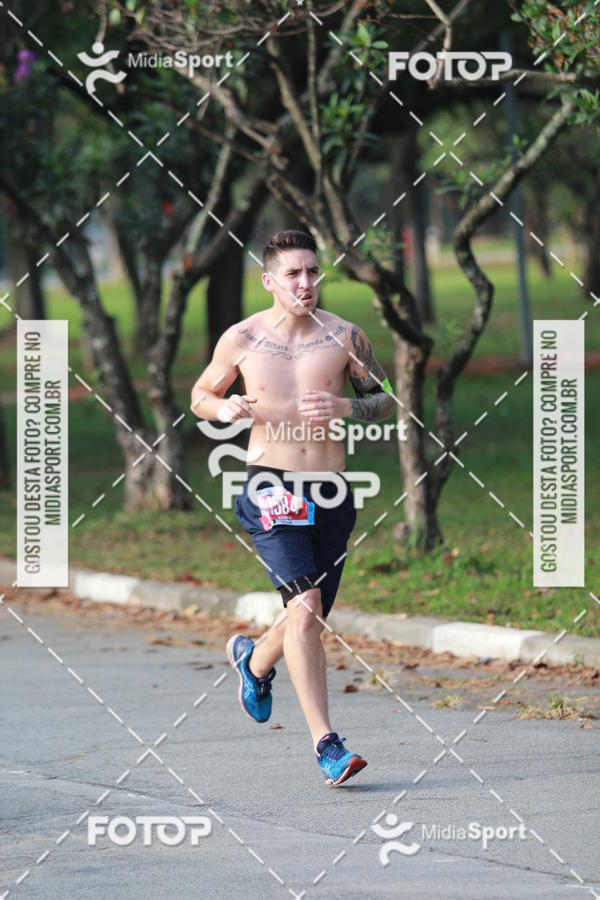 Buy your photos of the event10 Milhas 2018 - So Paulo on Fotop