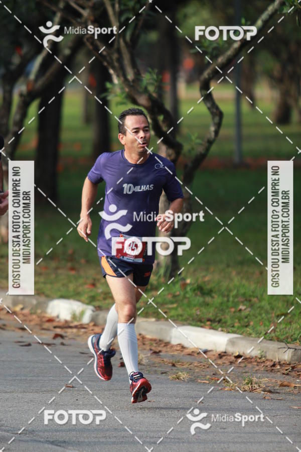 Buy your photos of the event10 Milhas 2018 - So Paulo on Fotop