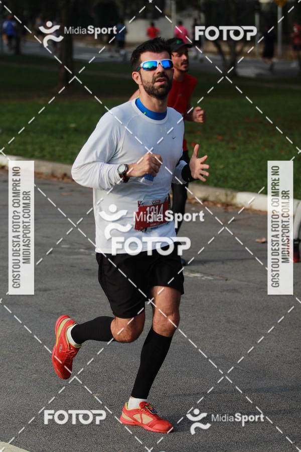 Buy your photos of the event10 Milhas 2018 - So Paulo on Fotop