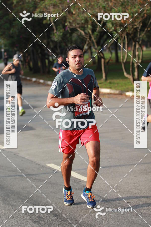 Buy your photos of the event10 Milhas 2018 - So Paulo on Fotop