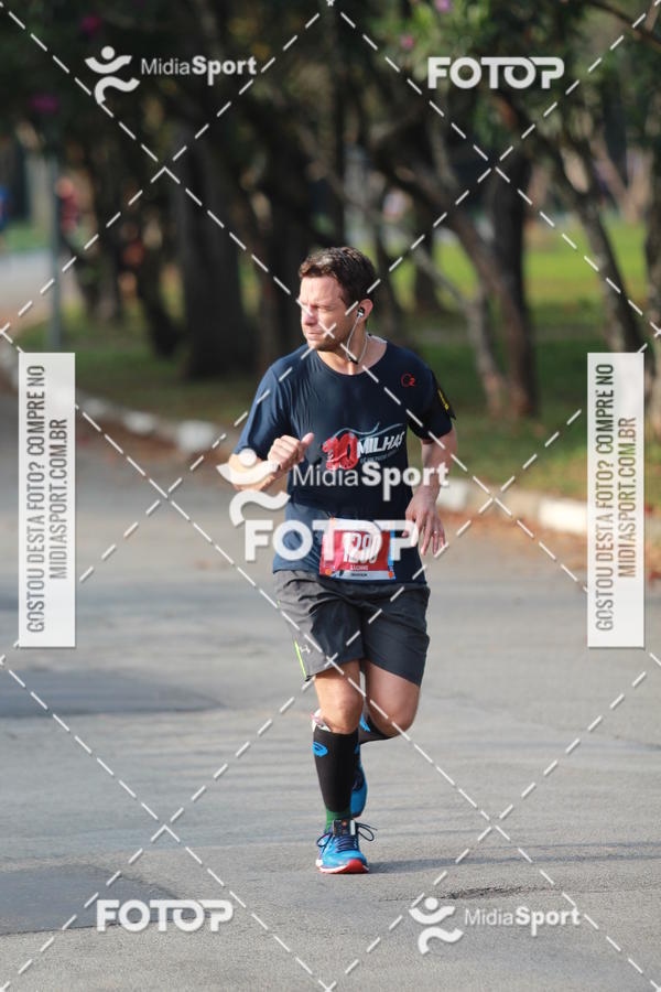 Buy your photos of the event10 Milhas 2018 - So Paulo on Fotop
