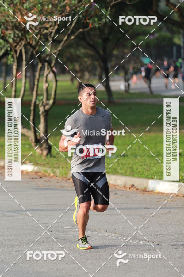 Buy your photos of the event10 Milhas 2018 - So Paulo on Fotop