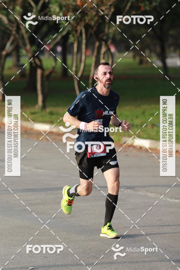Buy your photos of the event10 Milhas 2018 - So Paulo on Fotop