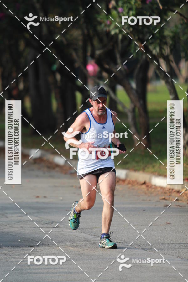 Buy your photos of the event10 Milhas 2018 - So Paulo on Fotop