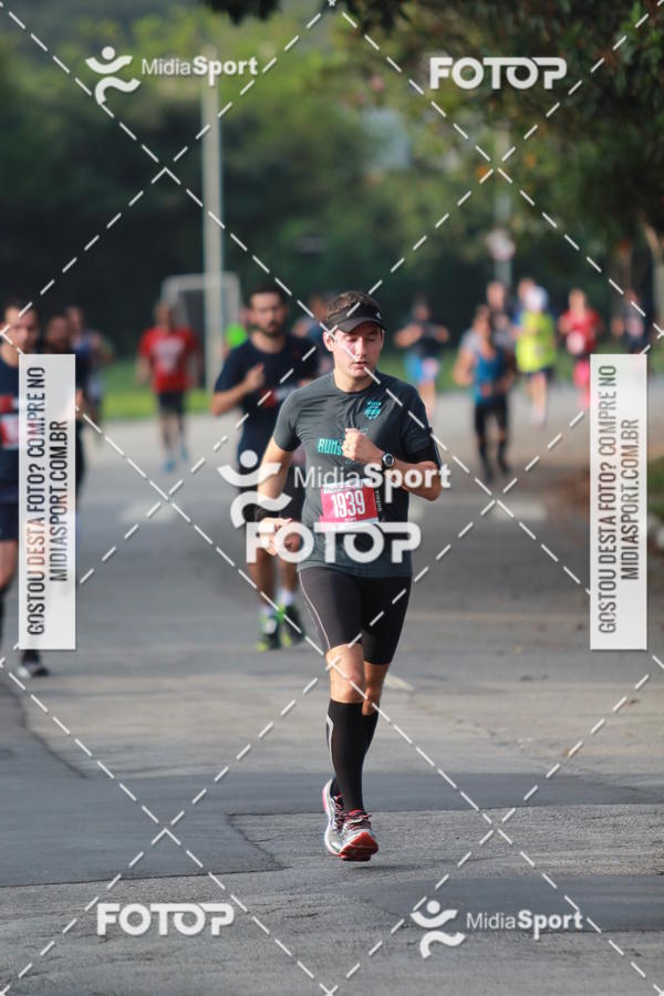 Buy your photos of the event10 Milhas 2018 - So Paulo on Fotop