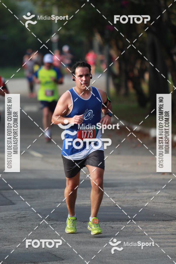 Buy your photos of the event10 Milhas 2018 - So Paulo on Fotop