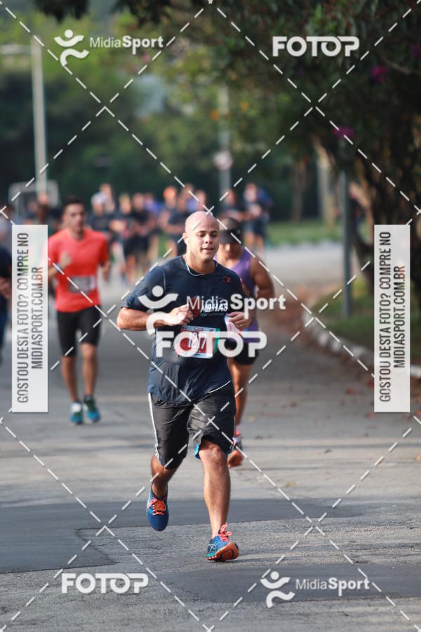 Buy your photos of the event10 Milhas 2018 - So Paulo on Fotop