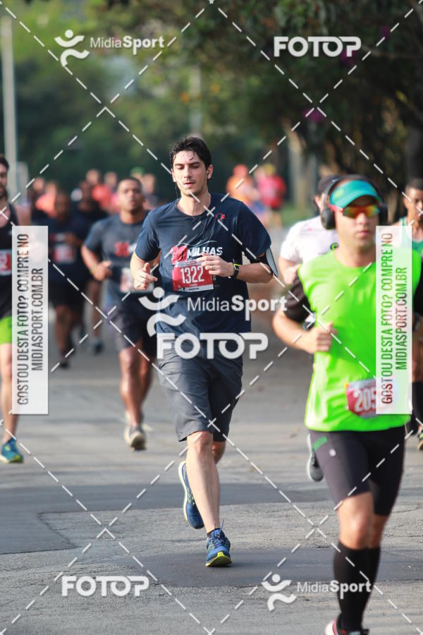 Buy your photos of the event10 Milhas 2018 - So Paulo on Fotop