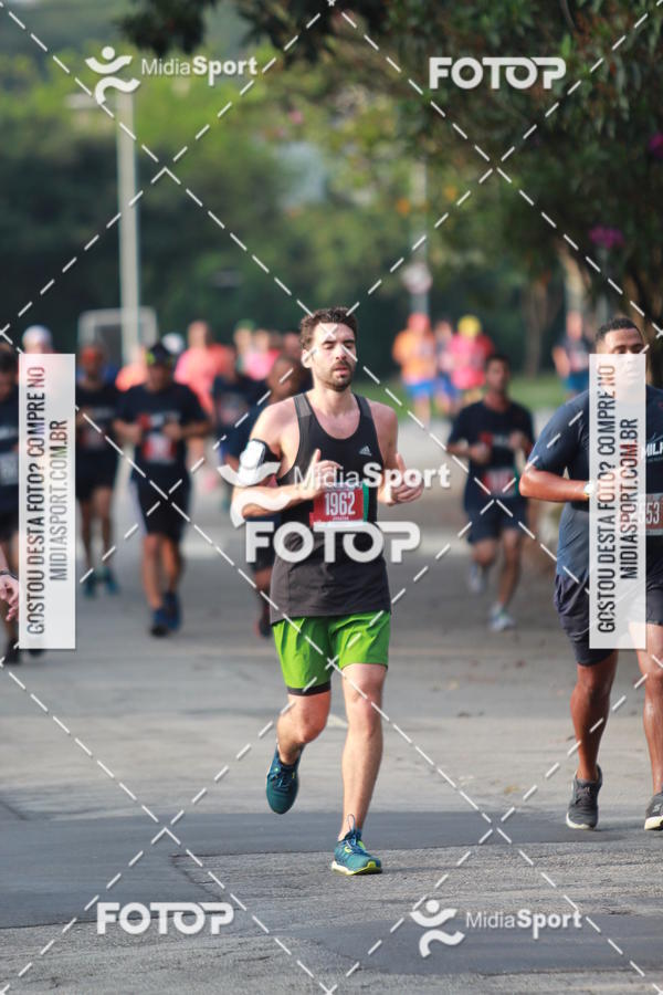 Buy your photos of the event10 Milhas 2018 - So Paulo on Fotop