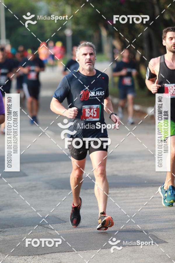 Buy your photos of the event10 Milhas 2018 - So Paulo on Fotop