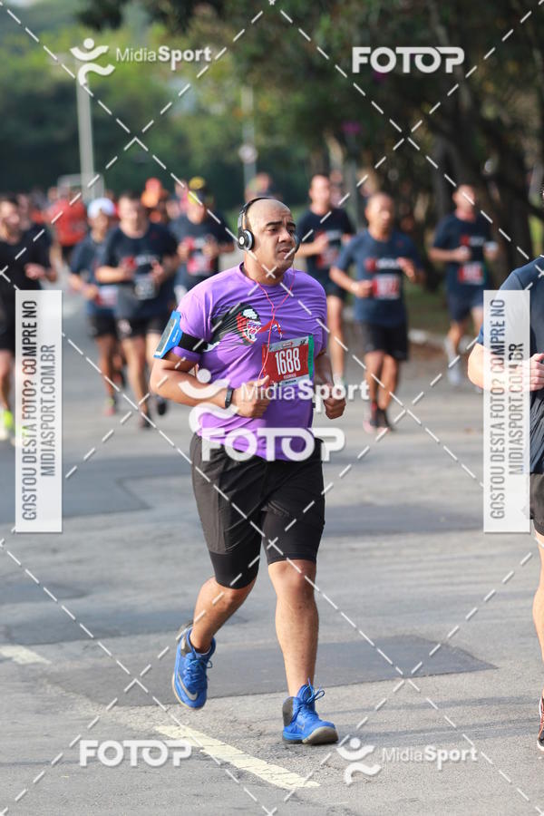 Buy your photos of the event10 Milhas 2018 - So Paulo on Fotop