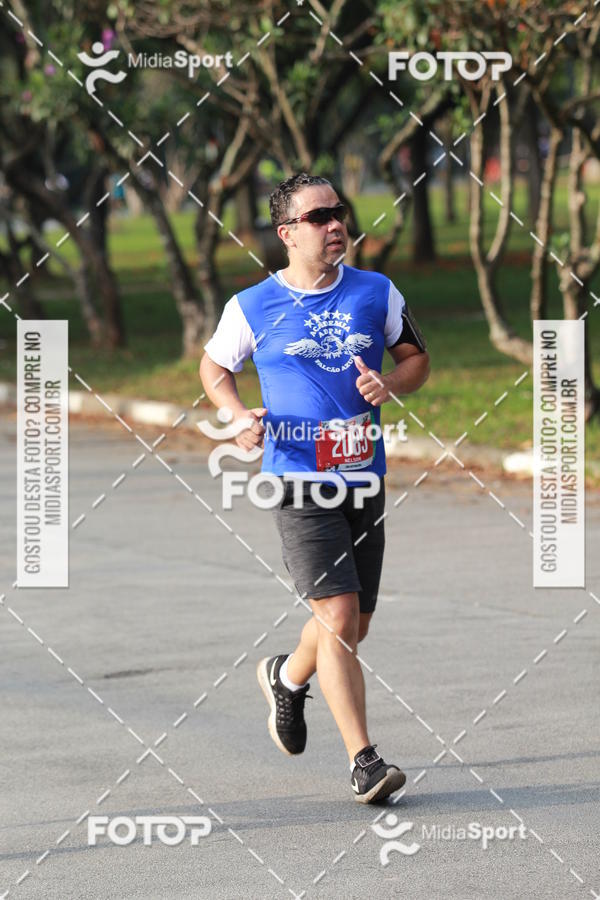 Buy your photos of the event10 Milhas 2018 - So Paulo on Fotop