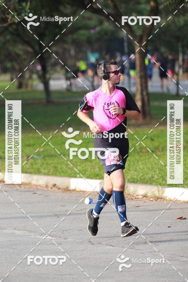 Buy your photos of the event10 Milhas 2018 - S�o Paulo on Fotop
