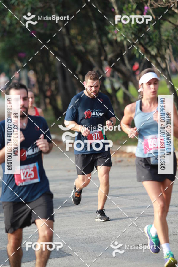 Buy your photos of the event10 Milhas 2018 - S�o Paulo on Fotop