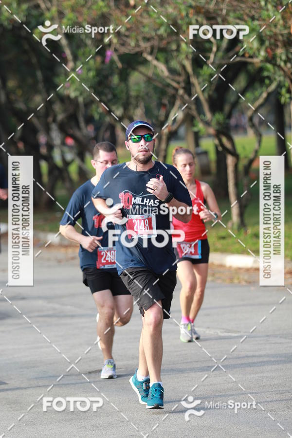 Buy your photos of the event10 Milhas 2018 - S�o Paulo on Fotop