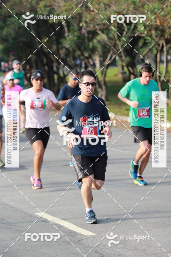 Buy your photos of the event10 Milhas 2018 - S�o Paulo on Fotop