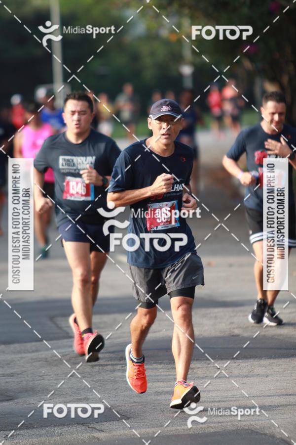 Buy your photos of the event10 Milhas 2018 - S�o Paulo on Fotop