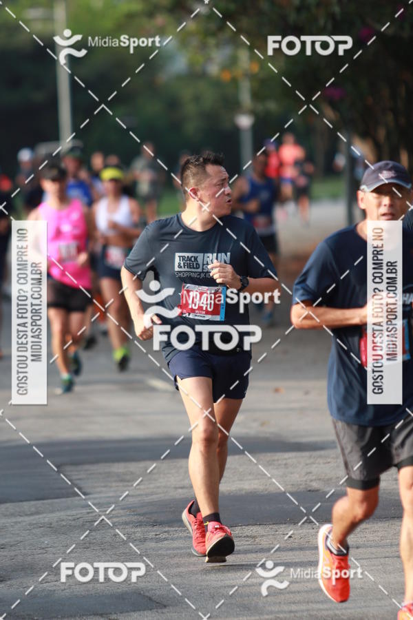 Buy your photos of the event10 Milhas 2018 - S�o Paulo on Fotop