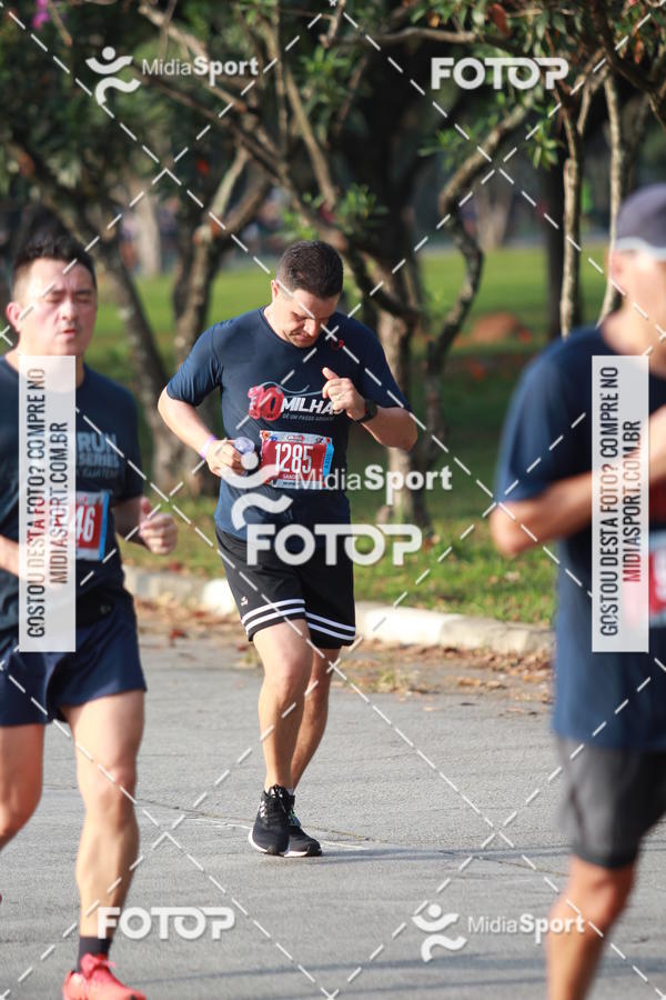 Buy your photos of the event10 Milhas 2018 - S�o Paulo on Fotop