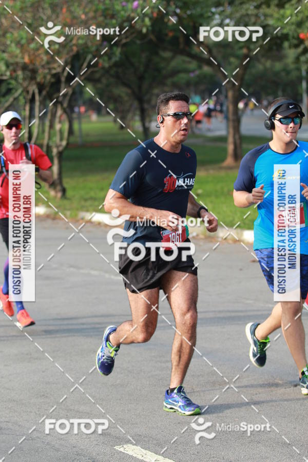 Buy your photos of the event10 Milhas 2018 - S�o Paulo on Fotop
