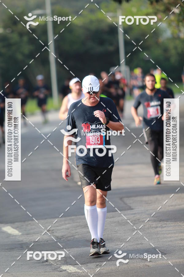 Buy your photos of the event10 Milhas 2018 - S�o Paulo on Fotop