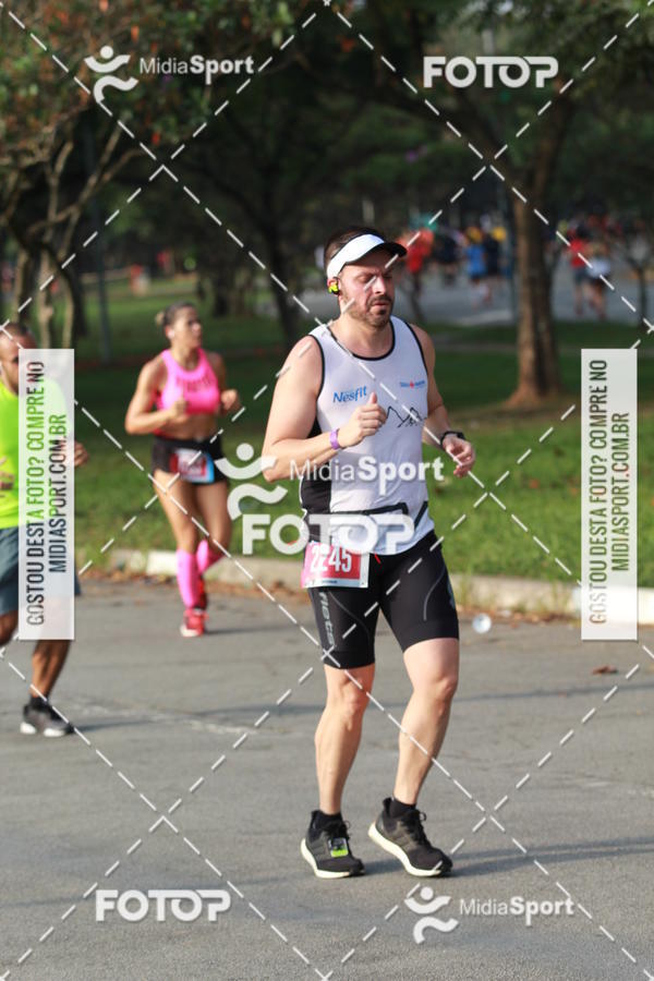Buy your photos of the event10 Milhas 2018 - S�o Paulo on Fotop