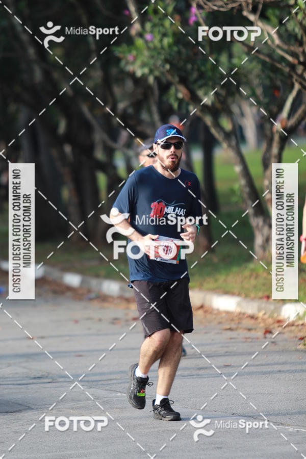 Buy your photos of the event10 Milhas 2018 - S�o Paulo on Fotop