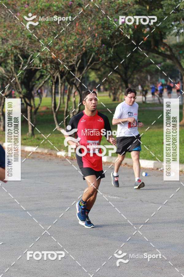 Buy your photos of the event10 Milhas 2018 - S�o Paulo on Fotop