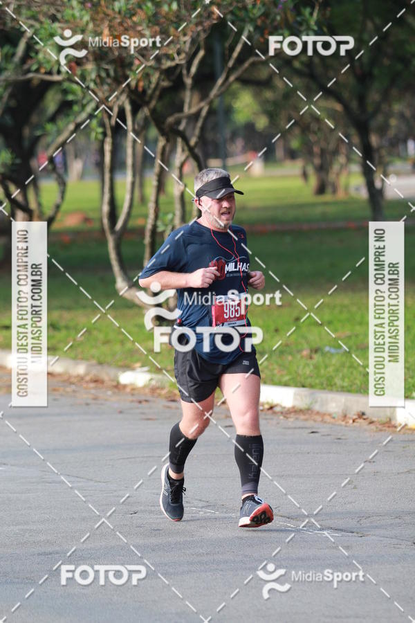 Buy your photos of the event10 Milhas 2018 - S�o Paulo on Fotop