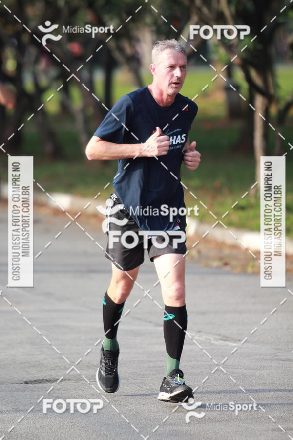 Buy your photos of the event10 Milhas 2018 - S�o Paulo on Fotop