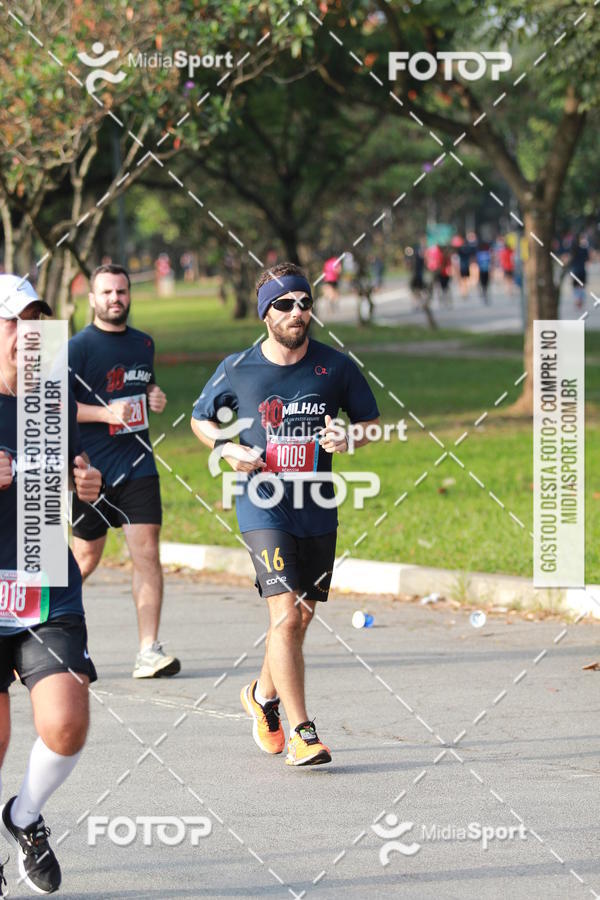 Buy your photos of the event10 Milhas 2018 - S�o Paulo on Fotop
