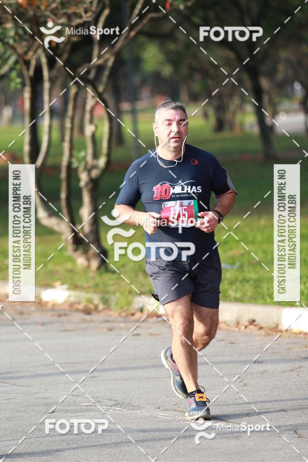 Buy your photos of the event10 Milhas 2018 - S�o Paulo on Fotop