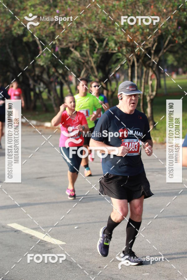 Buy your photos of the event10 Milhas 2018 - S�o Paulo on Fotop