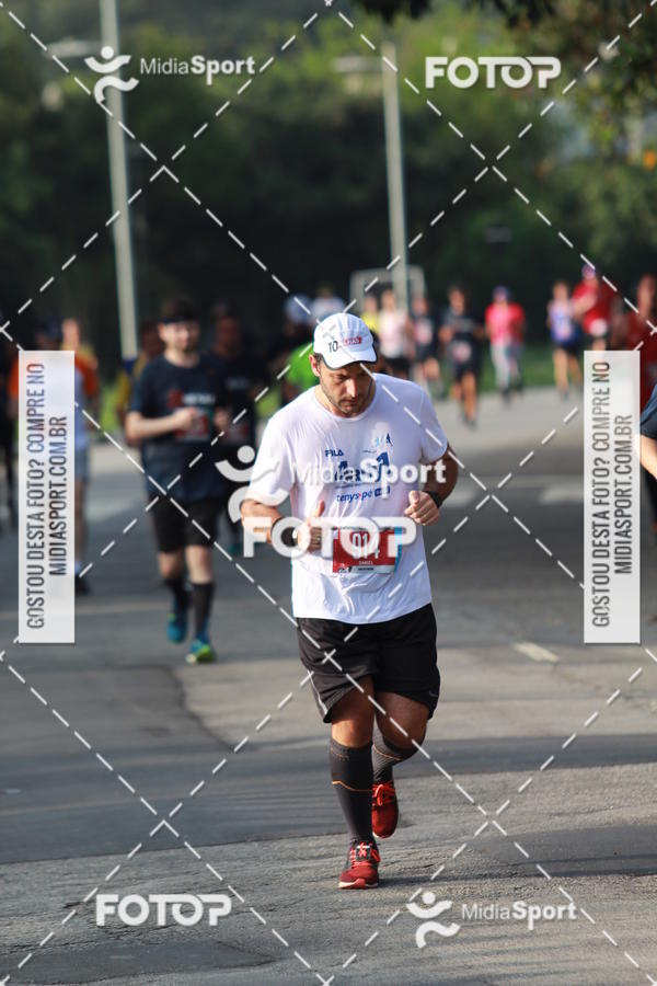 Buy your photos of the event10 Milhas 2018 - S�o Paulo on Fotop