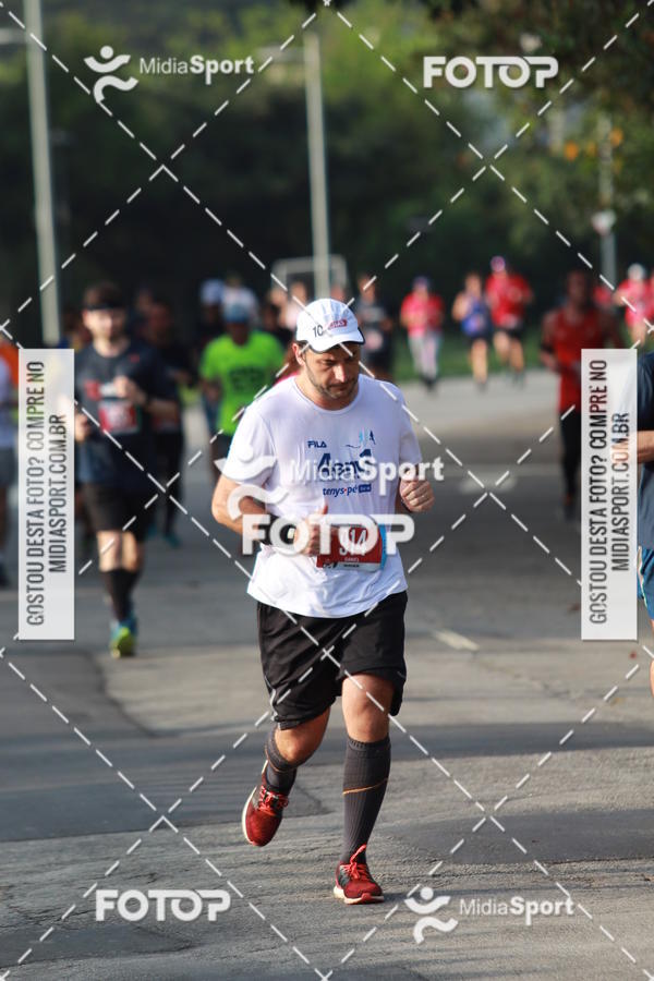 Buy your photos of the event10 Milhas 2018 - S�o Paulo on Fotop