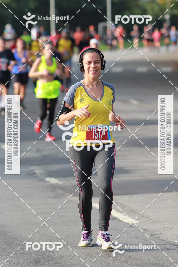 Buy your photos of the event10 Milhas 2018 - S�o Paulo on Fotop