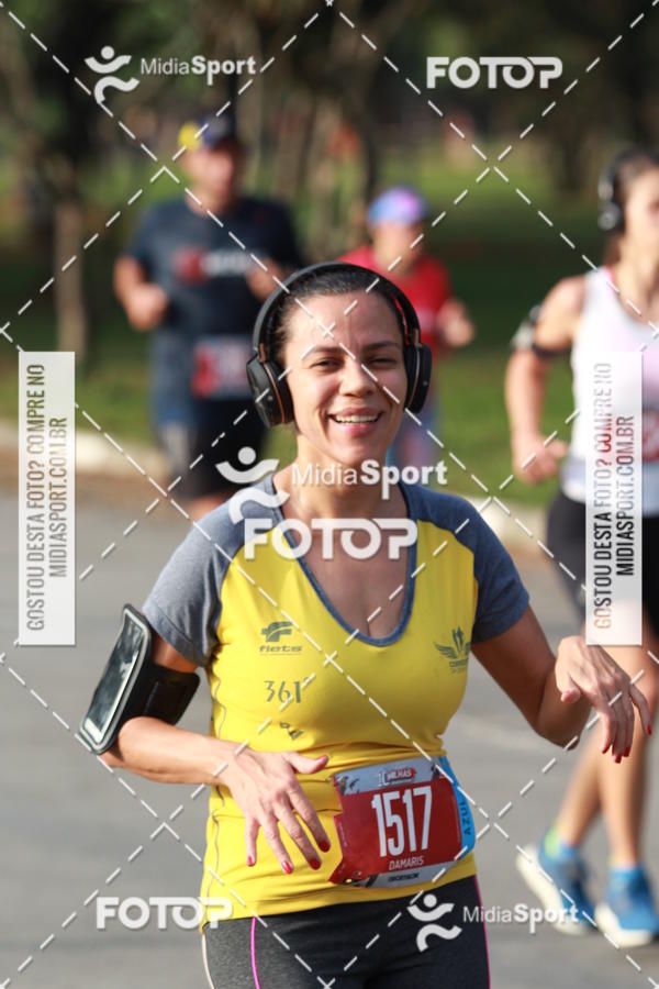 Buy your photos of the event10 Milhas 2018 - S�o Paulo on Fotop