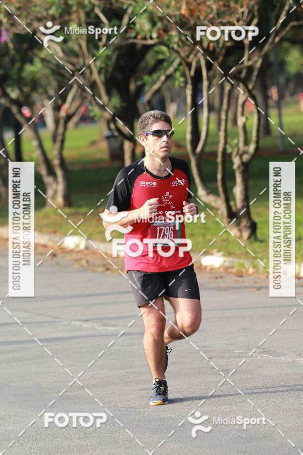 Buy your photos of the event10 Milhas 2018 - S�o Paulo on Fotop