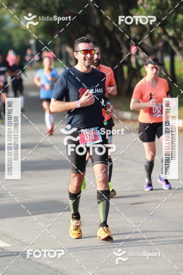Buy your photos of the event10 Milhas 2018 - S�o Paulo on Fotop