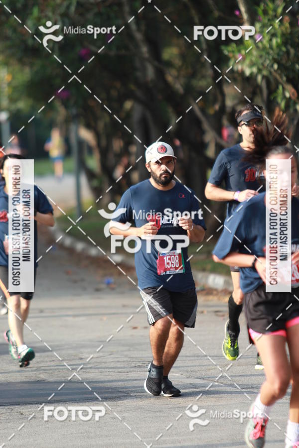 Buy your photos of the event10 Milhas 2018 - S�o Paulo on Fotop